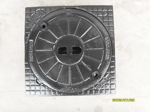 <b>Name</b>:round manhole coverr<br />